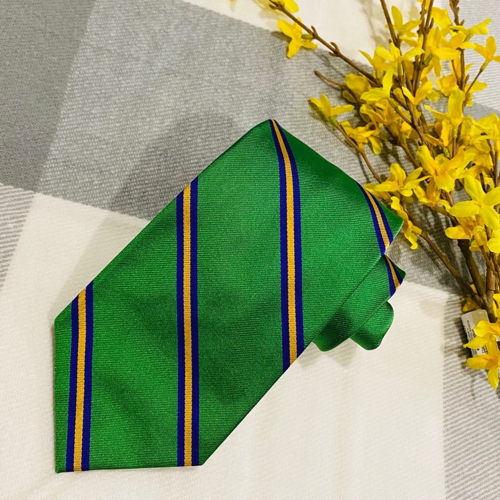 🎉HP🎉 J. Crew 100% English Silk Green Striped Tie